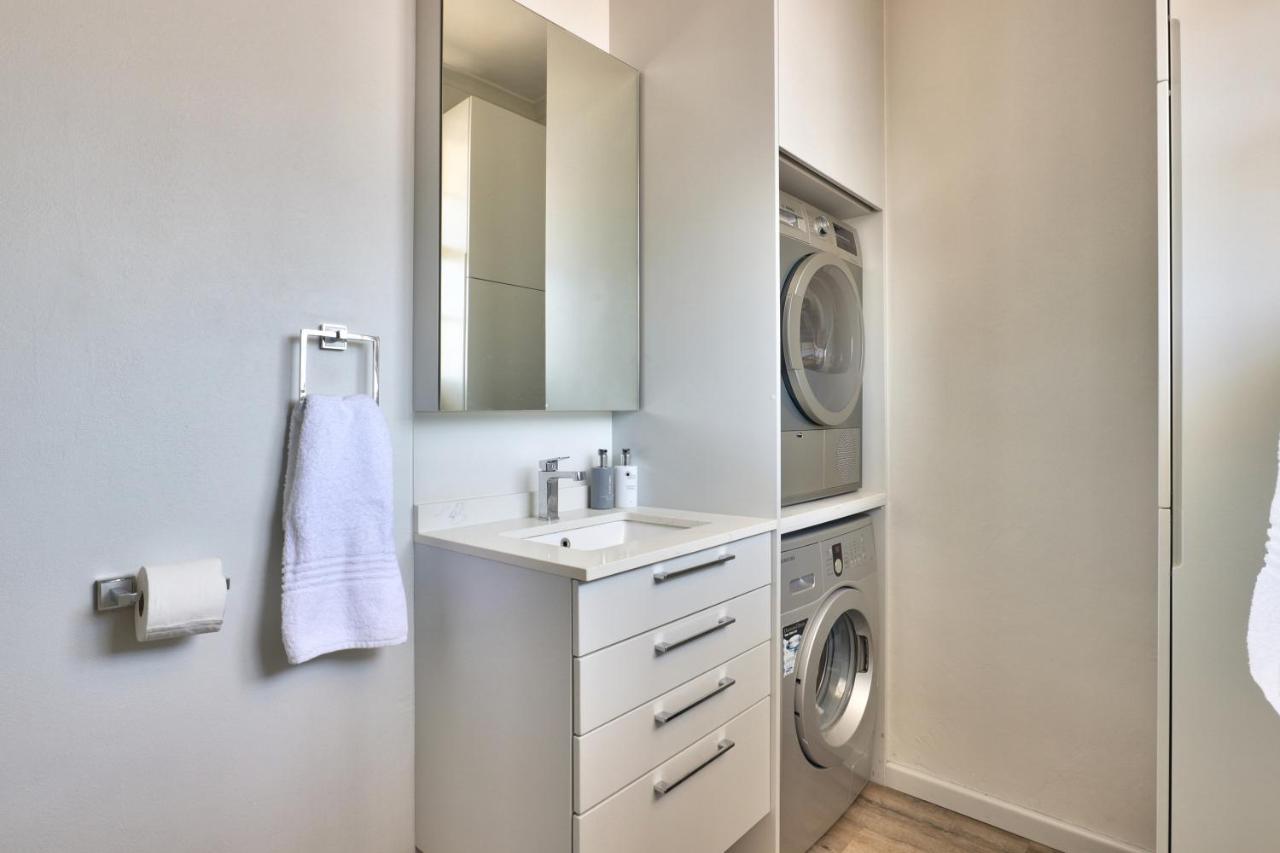 Skyways Apartment Cape Town Bagian luar foto